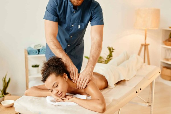 Les types de massages pour les sportifs : avantages et techniques